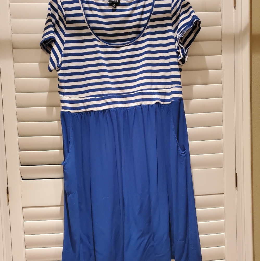 Size 3 Torrid dress